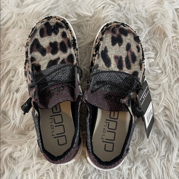 HEY DUDE Wendy Patchwork Java Animal Print Lightweight Slip On Comfy Size 5 NEW - Picture 6 of 14